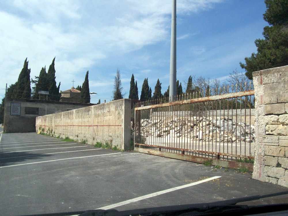 100_3471.jpg-cancello-retro