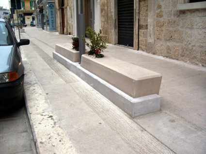 panchine-via-garibaldi2