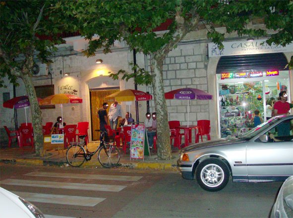 bar_e_marciapiedi