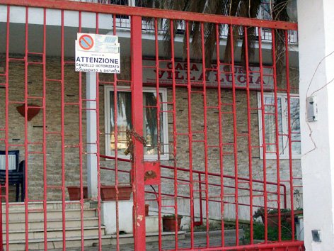 Villa-Lucia-chiusa-con-i-ca