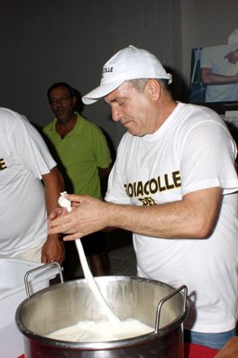 lavorazione-latticini