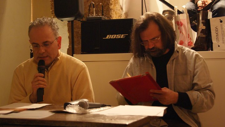 32571_1405089779754_1607696784_30986462_2023285_n