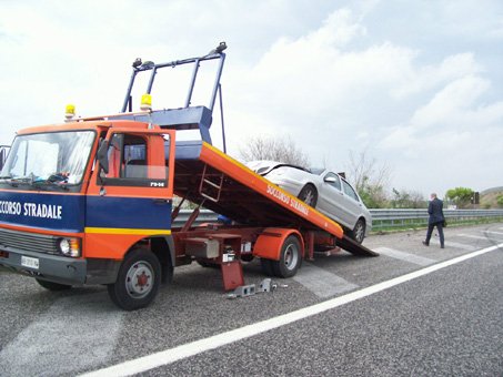 carico-vettura-soccorso