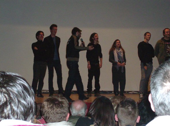 corto-attori-sul-palco