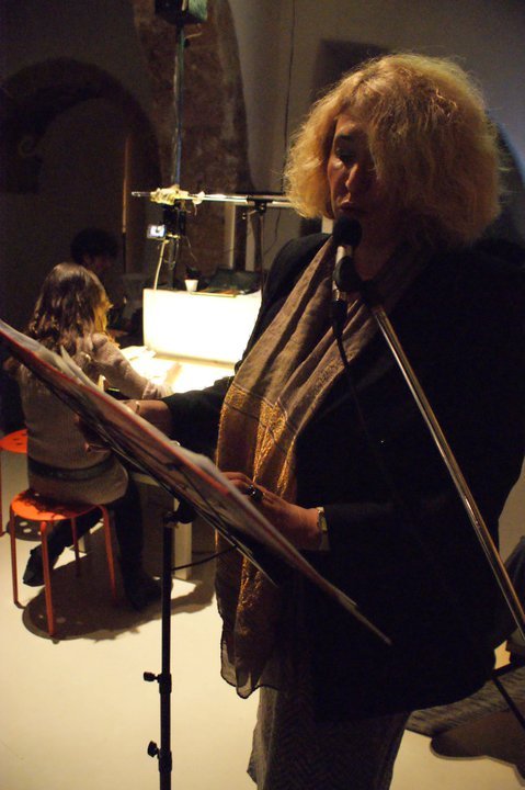 anna_de_stefano_declama