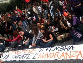 istruzione-manifestazione