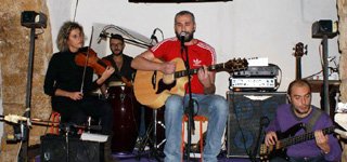 pavone-ironico-group-pp