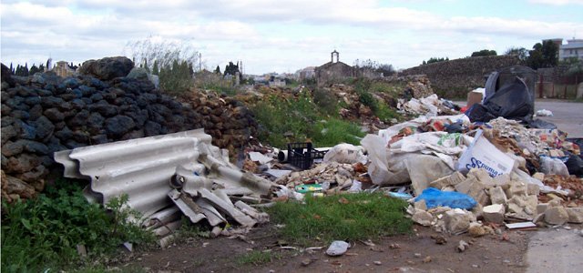rifiuti-cimitero-pp