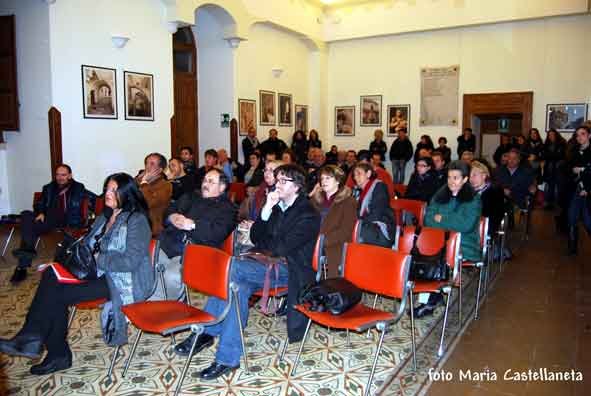 giu-sipario-pubblico