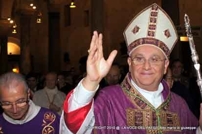 mons.-angiuli-vescovo