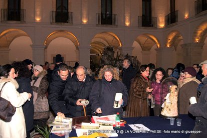 pubblico-incuriosito