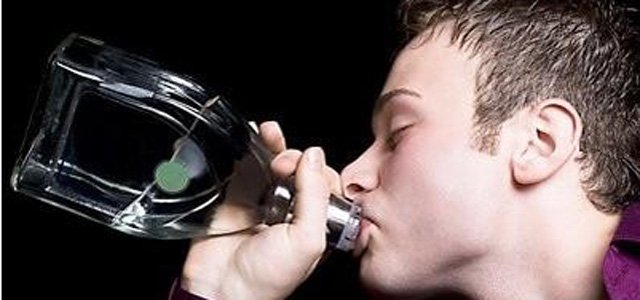 alcol-e-giovani.jpg-pp