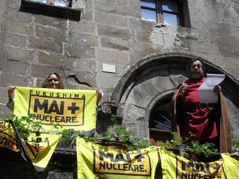 nucleare-manifestazione3ver