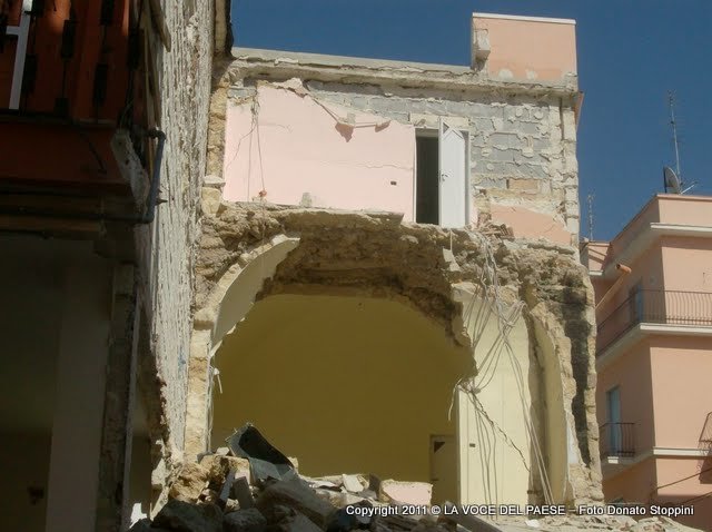 crollo-palazzina-nicchia2
