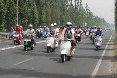vesparaduno-vespa-piaggio