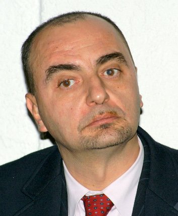 piero longo accigliato