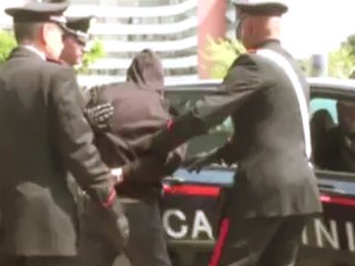arresto manette carabinieri