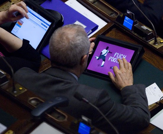 ipad parlamentari 7a24387c