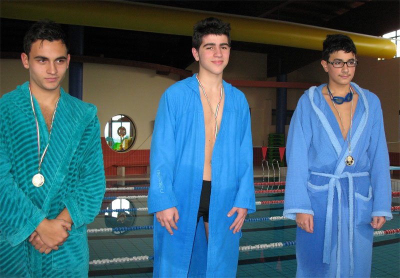 nuoto-premiazione-figlio