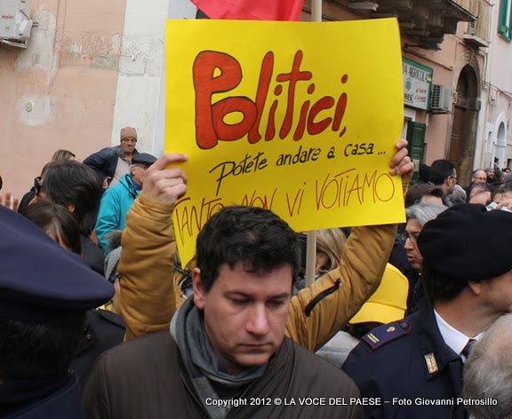 cartello silvestris contro politici