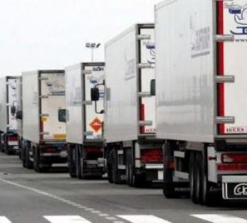 i-tir-bloccano-la-tangenziale-di-bari-foto 3322 1