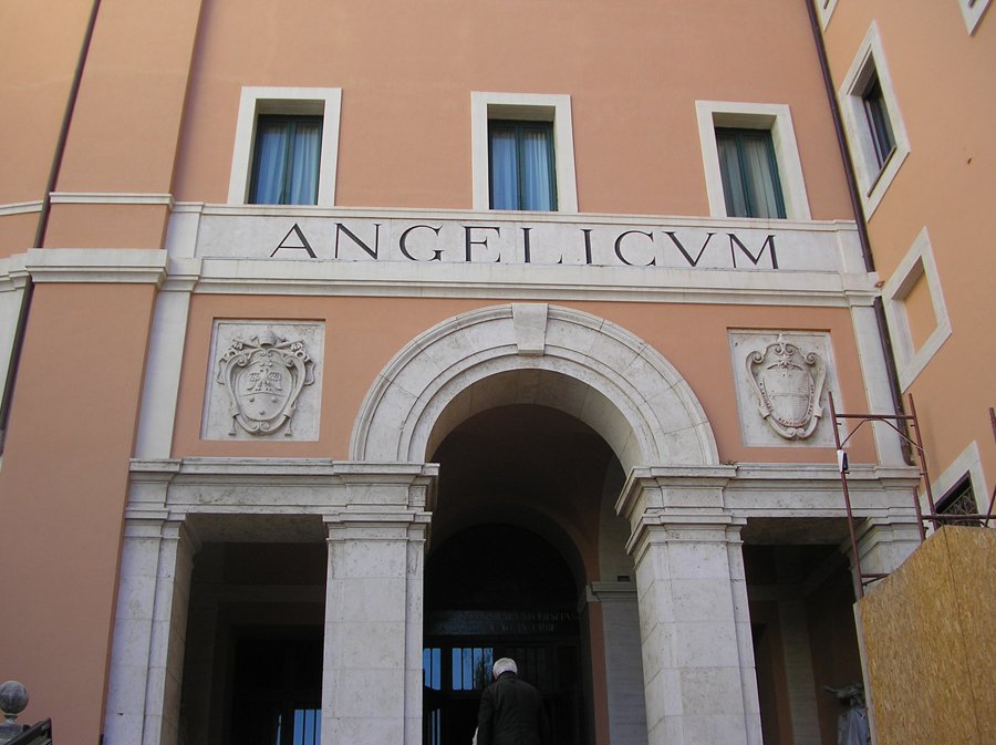 benedetto-XIII-palazzo
