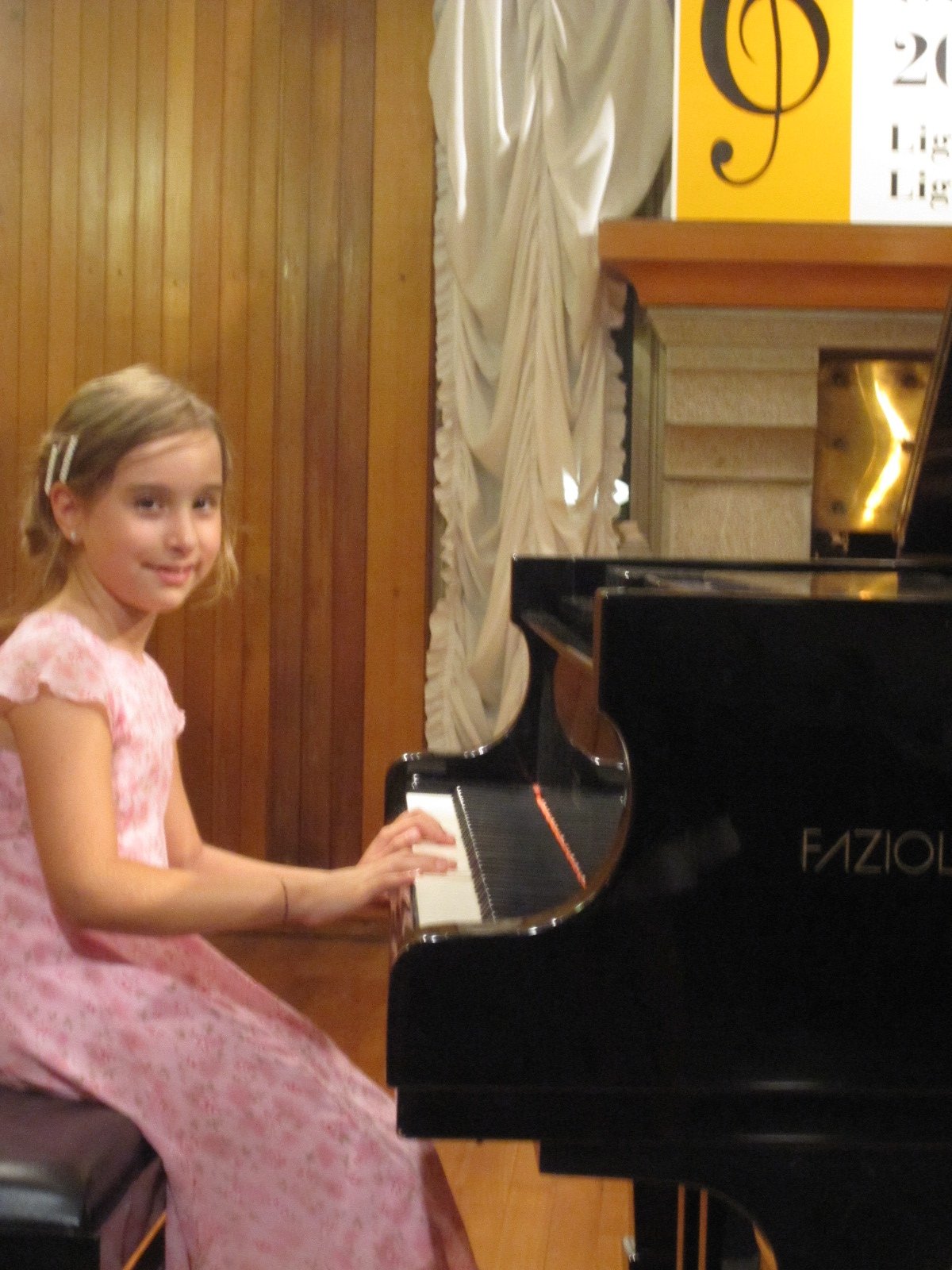 greta lobefaro al piano