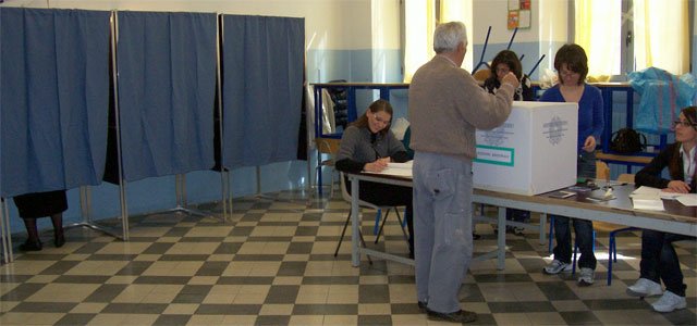 elezioni-seggio-elettorale-