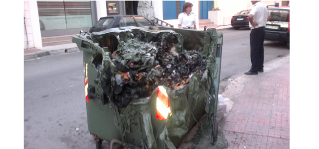 cassonetto-bruciato-pp