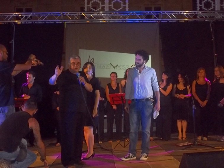 festa-popoli-saluti-organizzatore