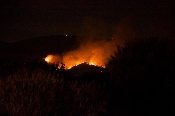 incendio notturno