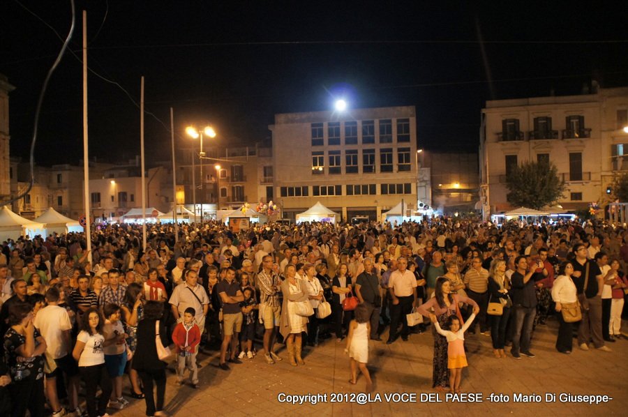 festa-mozzarella-piazza