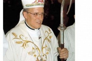 mfront vescovo mario paciello