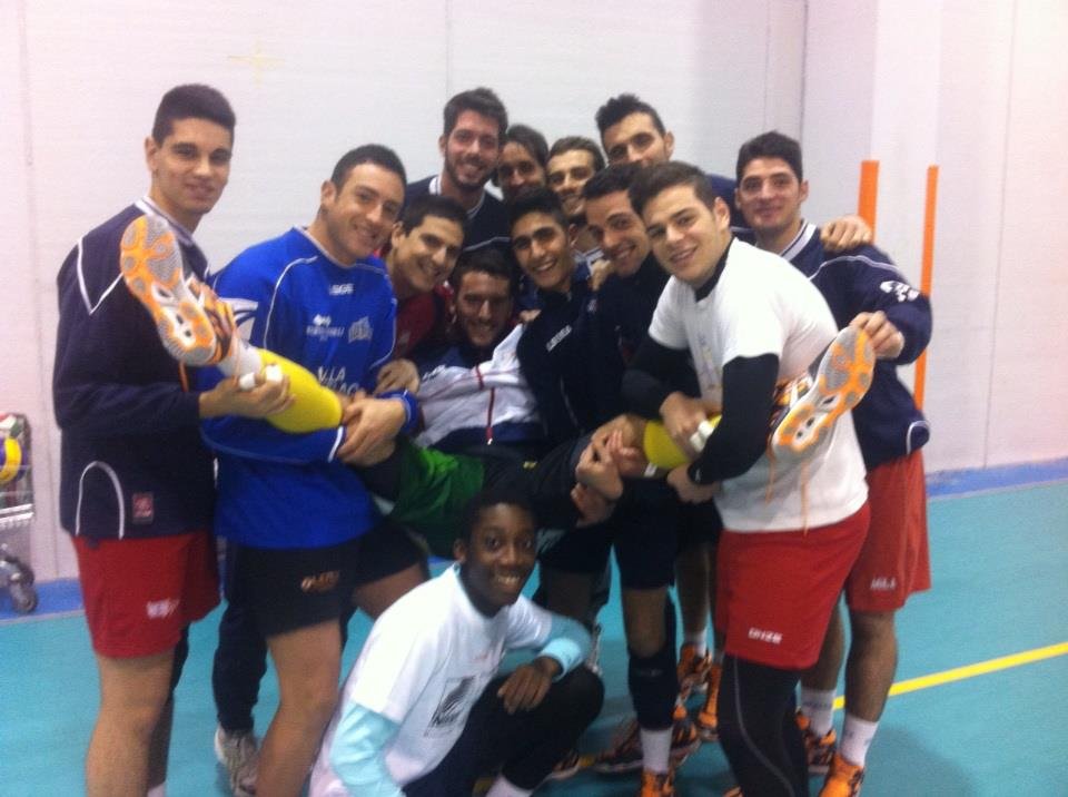 aggrappati a cisternino