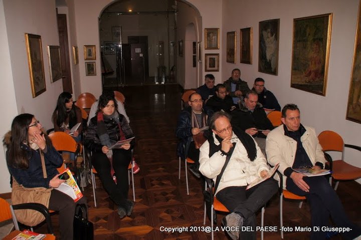 album figurine pubblico