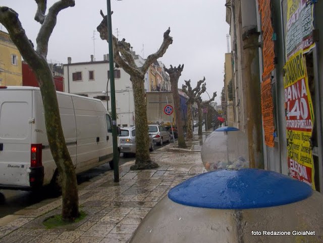 tir-bloccato-via-di-vittorio2
