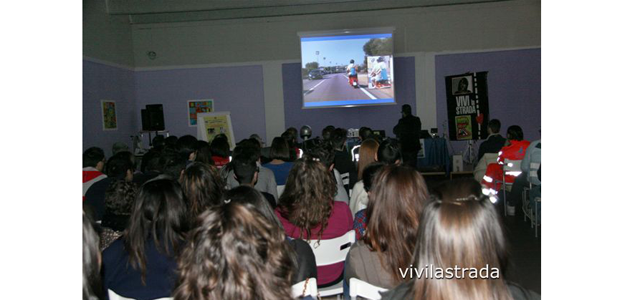 23.3.2013---vivilastrada-fa-lezione-a-santeramo-ist.I.I.S.S.-pietro-sette-40