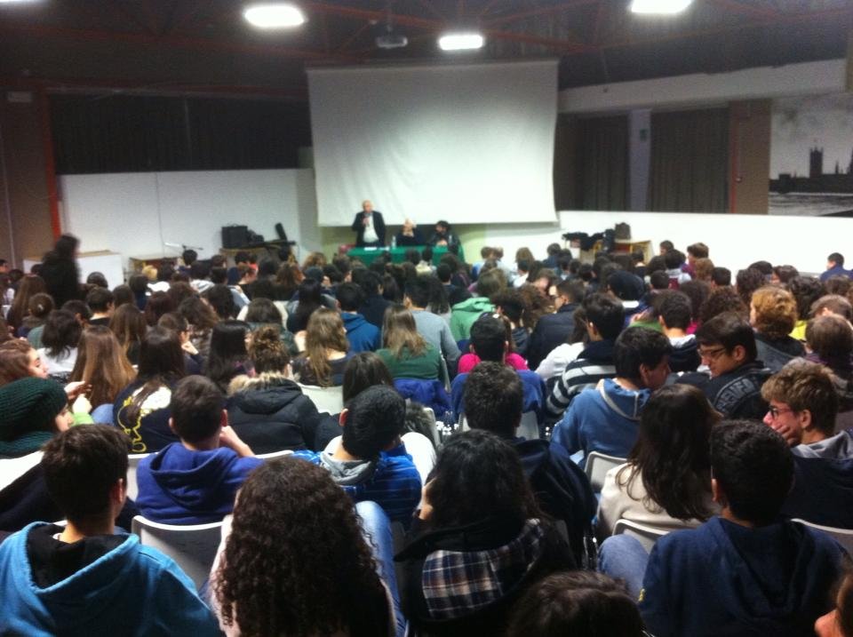 599090 4375514200477 247308647 n