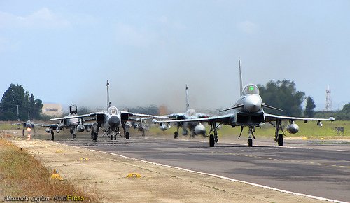 aerei tornado inglesi