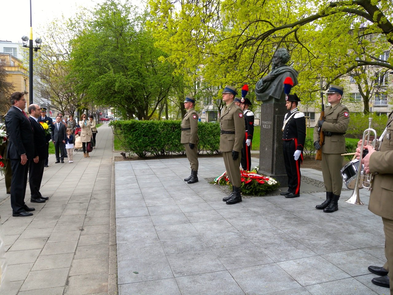 nullo a varsavia cerimonia