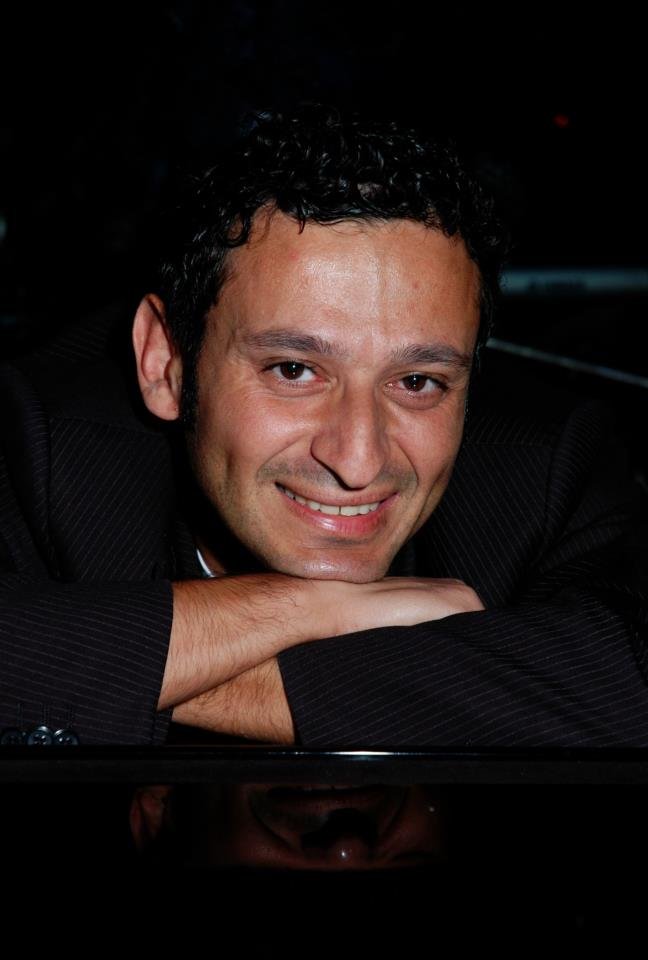 vincenzo silvestris al piano2