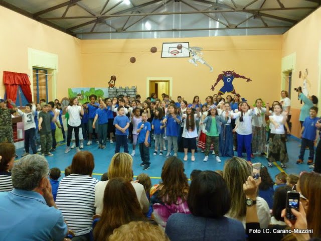 mazzini mostra villaggio azzurro1