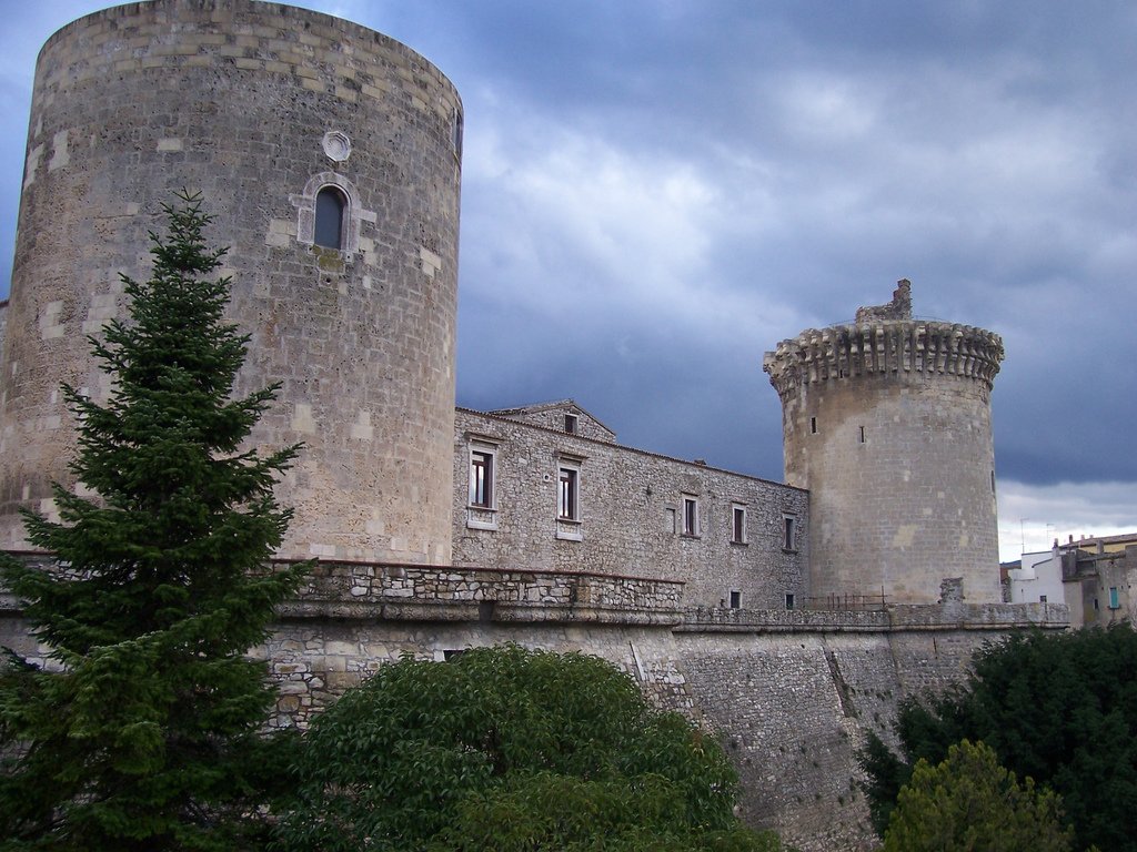 venosa castello2
