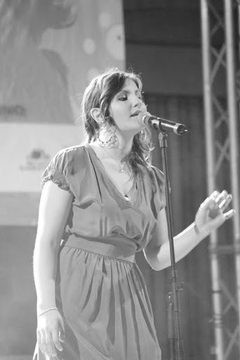 miriam romano cantante